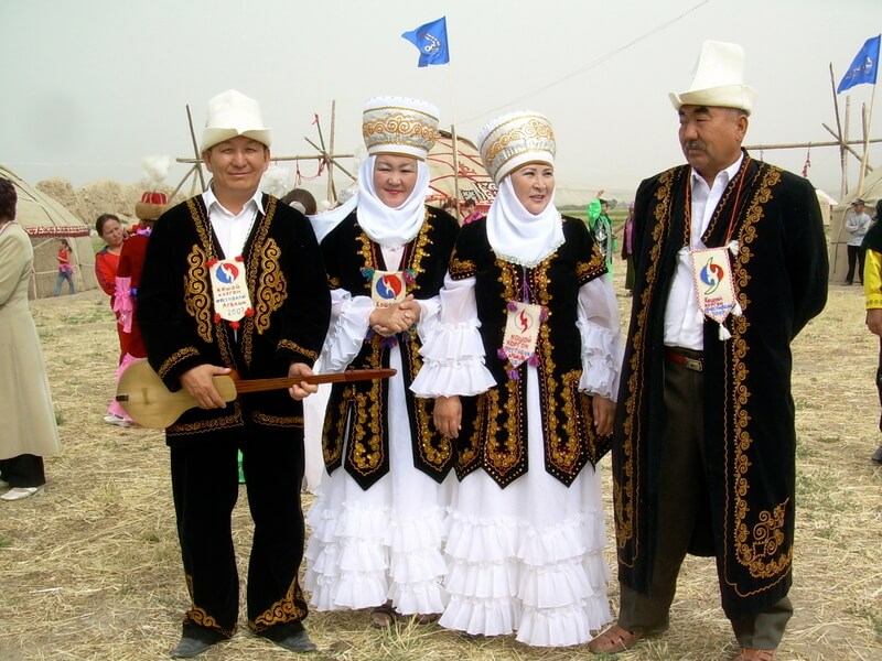 kirgizstan folklore.jpg